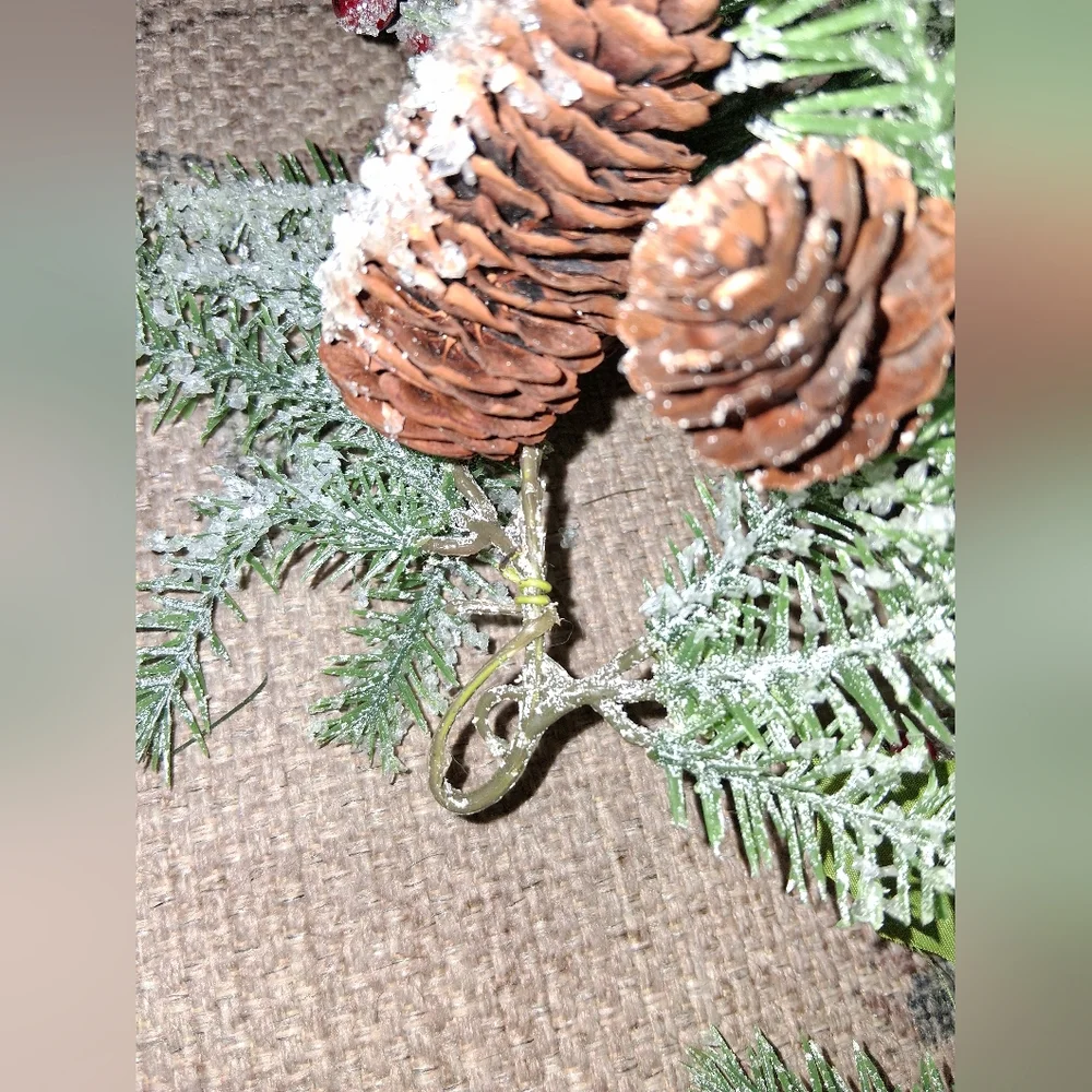 6' Frosted Faux Garland W/Red Berries & Pinecones